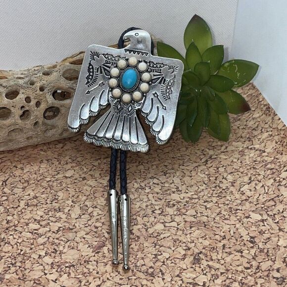 Unique Thunderbird T-Bird White Blue Turquoise Concho Lariat Bolo Tie Wedding ne - Picture 3 of 16